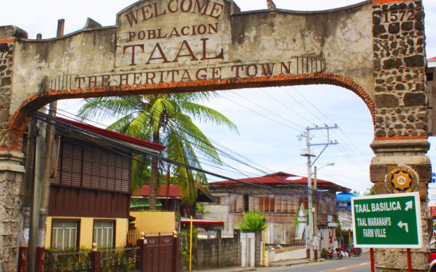 Taal Heritage Tour With Lunch
